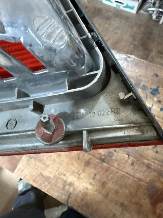 Задний фонарь BMW E46 правый оригинал