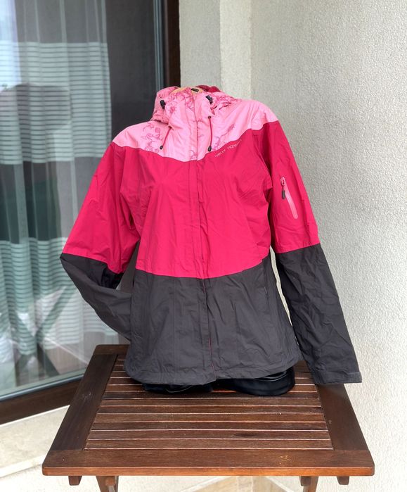 Дамско яке / ветровка Helly Hansen (HellyTech) - размер L, Отлично състояние / Водоустойчиво