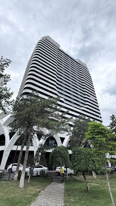 NRG U-Tower Продаётся 1-на комнатная квартира ремонт Дружба народов