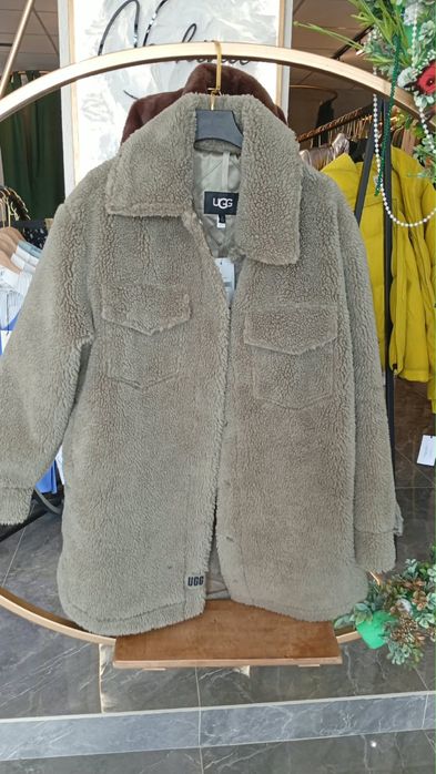 Продам новую экодубленку UGG