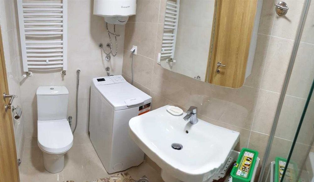 Дава се под наем Двустаен апартамент в Бургас, Център - 56 кв.м за 219.3 € - Снимка #4