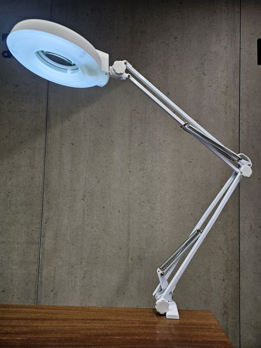 Светеща лед козметична лупа