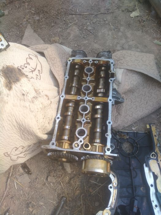 Гольф 5 матор позапчастями.