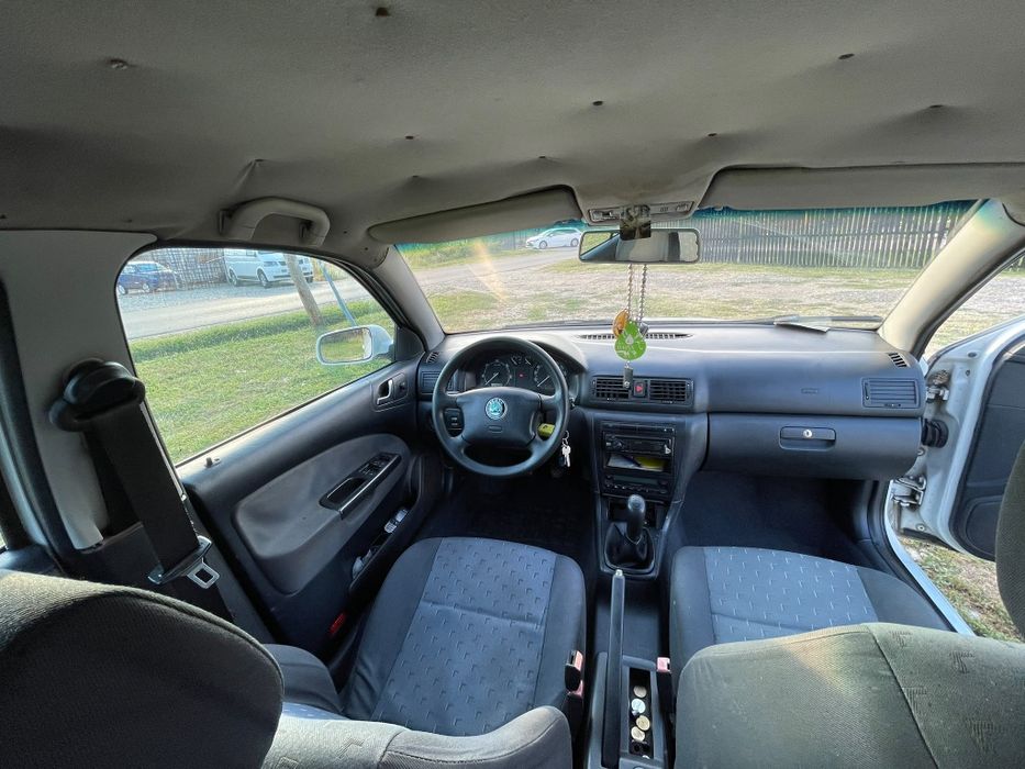 Vând Skoda Octavia   1   1,9  ALH 2005