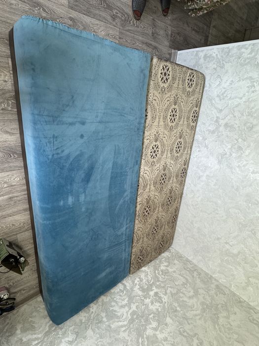 Диван раскладывается 190*90