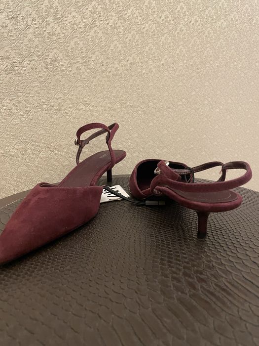 Босоножки Zara