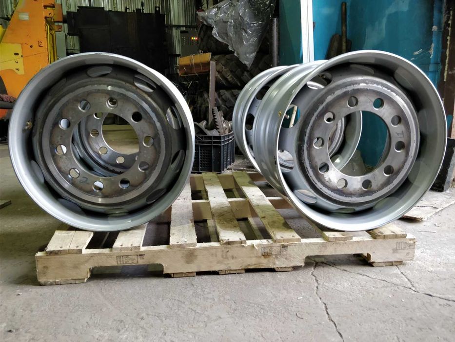 Токарь, токарные - фрезерные работы.