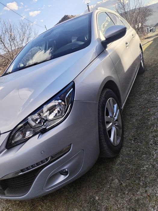 Vând Peugeot 308 2017