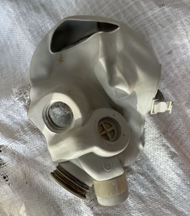 Противогаз нерехта
