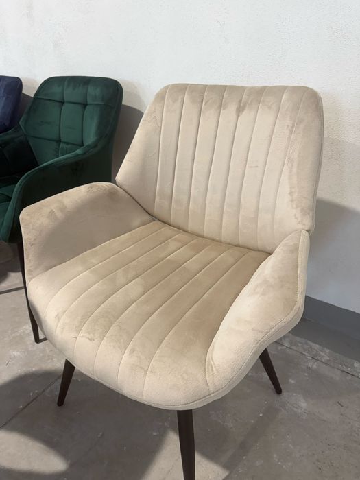 Scaune dining moderne – 20 bucăți disponibile – noi, confort premium