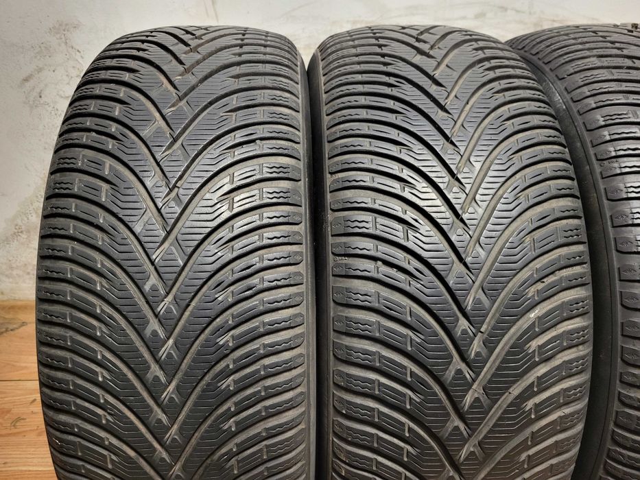 225/55/17 BF Goodrich / зимни гуми