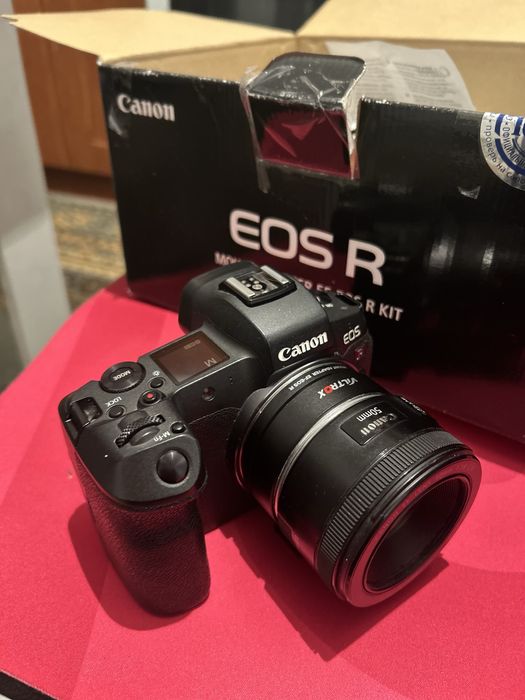 Canon R почти новый