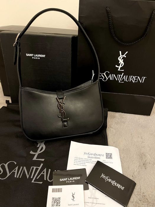 Geantă/Poșetă Yves Saint Laurent 5 a 7 Smooth Leather YSL 21x14x8