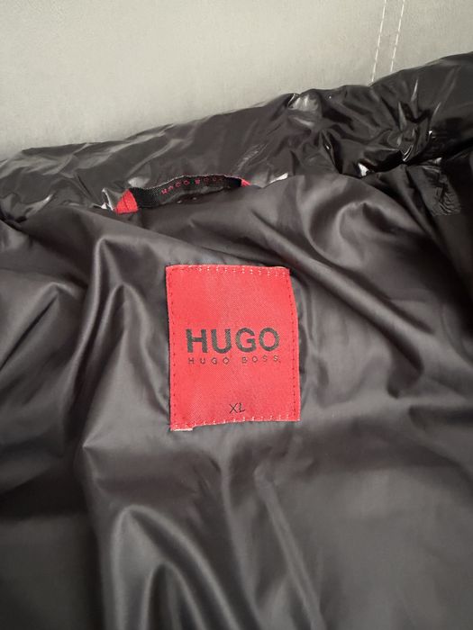 Hugo зимно яке ново
