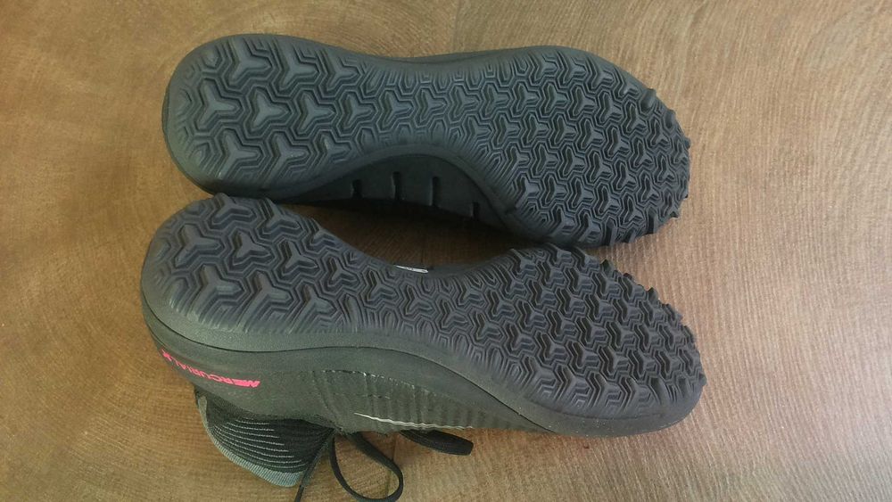 NIKE MERCURIAL X Astro Turf размер EUR 38.5 обувки 378-14-S