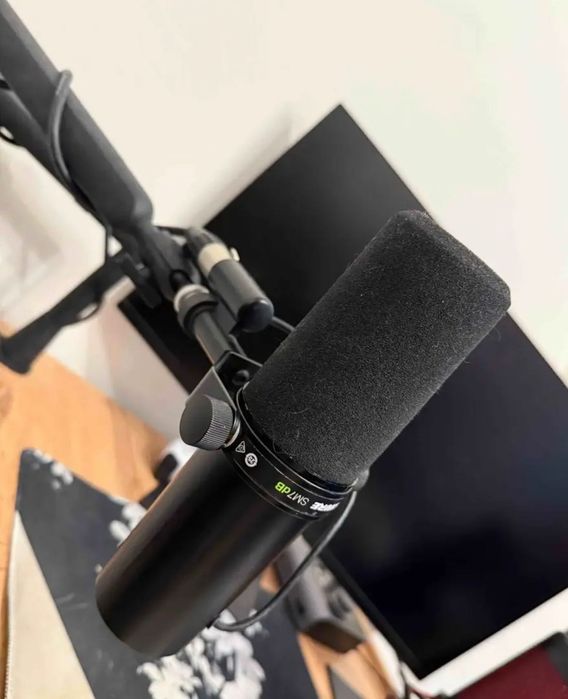 Микрофон Shure SM7DB
