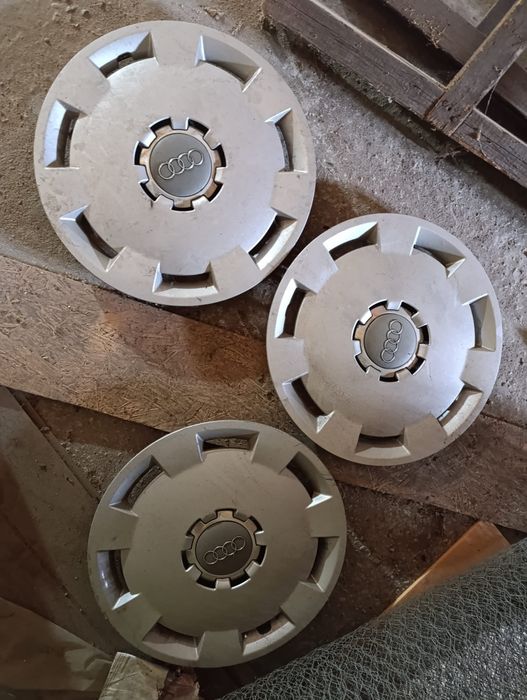 Vând set capace Audi originale R16