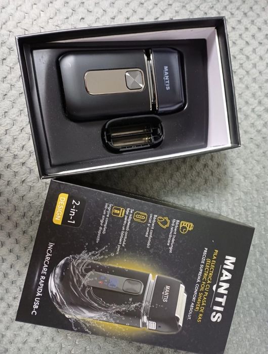 Apărat de bărbierit Mantis 2în1