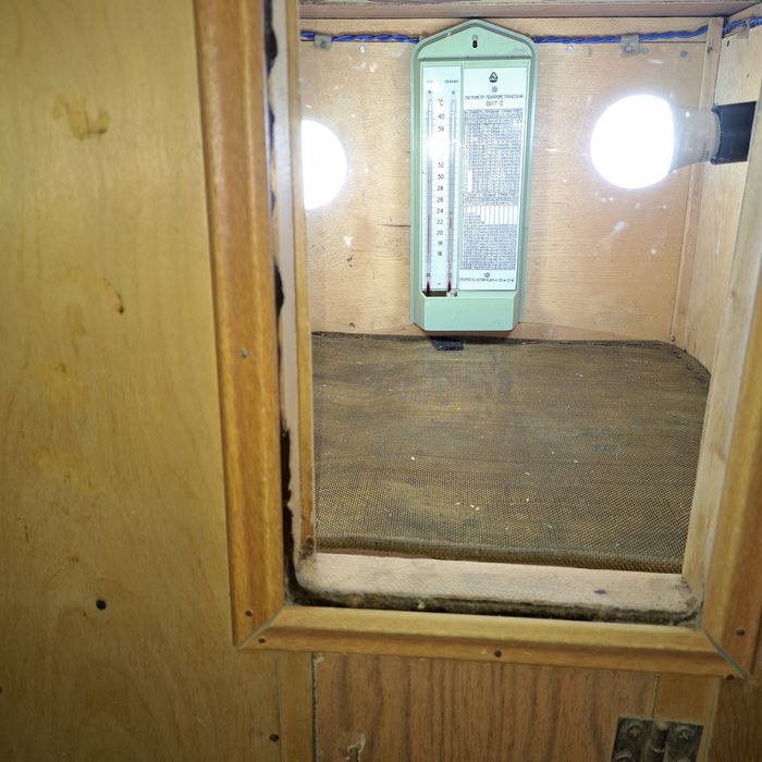 Продам инкубатор для яиц