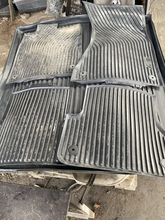 Комплект стелки за ауди а6ц7