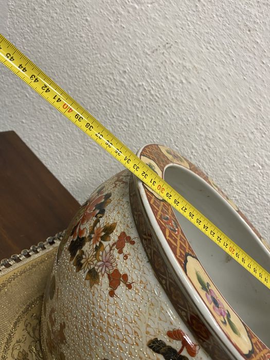 Голяма китайска кашпа от порцелан