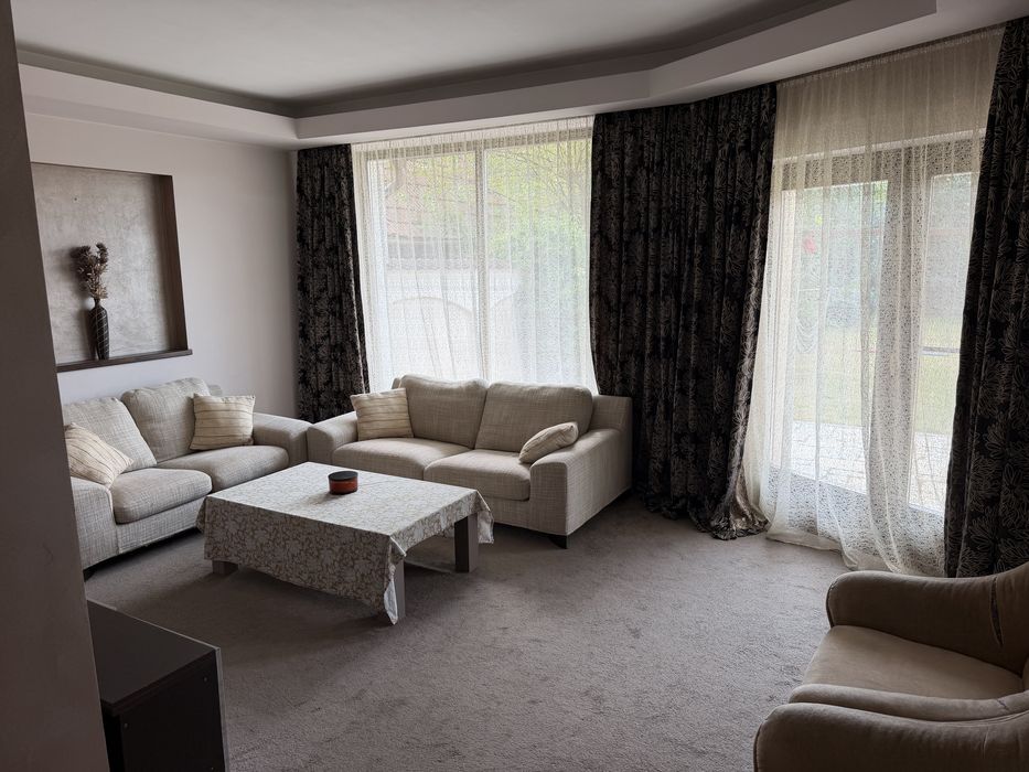 vand sau inchiriez casa in SANGEORGIU DE MURES