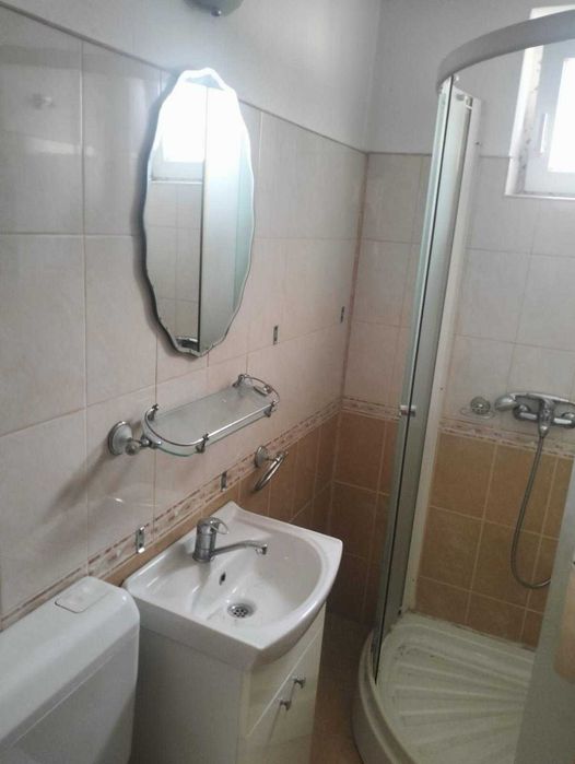 Apartament 3 camere de vânzare – Făgăraș, Str. 13 Decembrie – mobilat și utilat