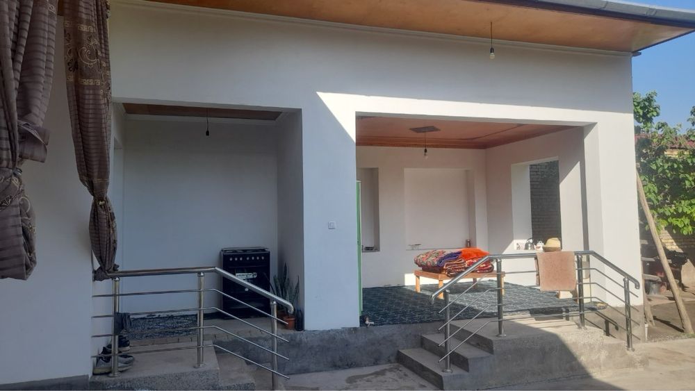 Uy joy uchastka sotiladi