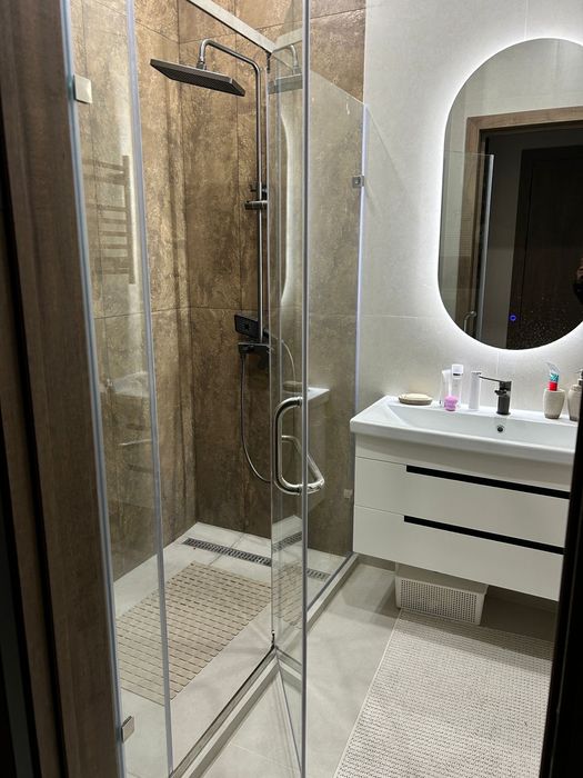 Душевые кабины и лофт перегородки