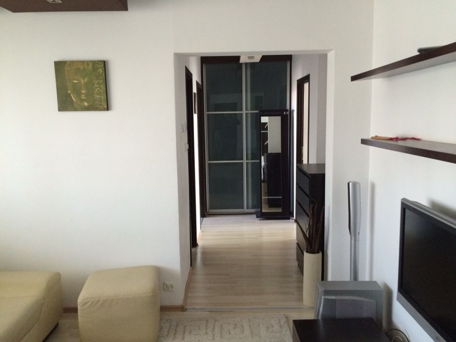 3 camere Titan-Cozla, renovat recent, 69 mp, 5 min de metrou