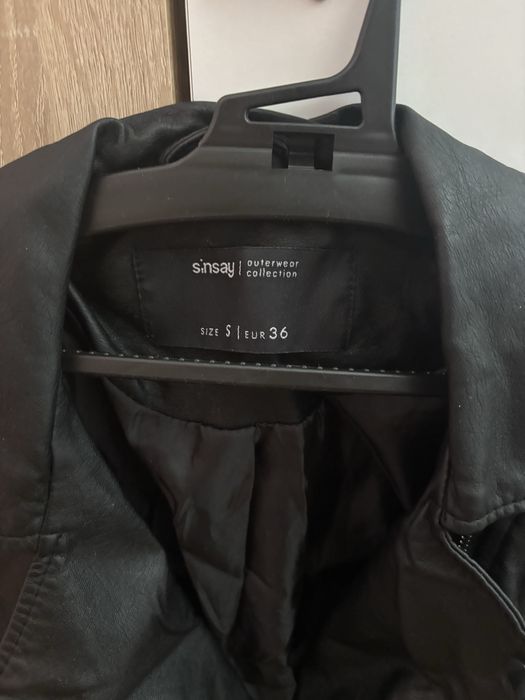 Кожено яке Sinsay