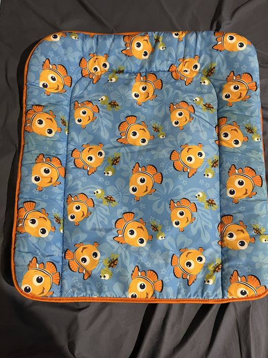 Пеленальный стол