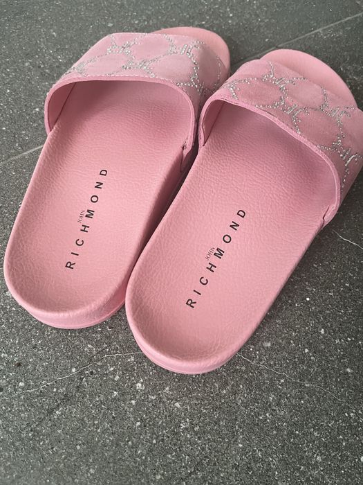 Отигинални чехли John Richmond