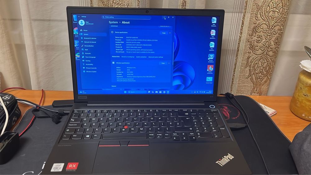 Laptop Lenovo E15