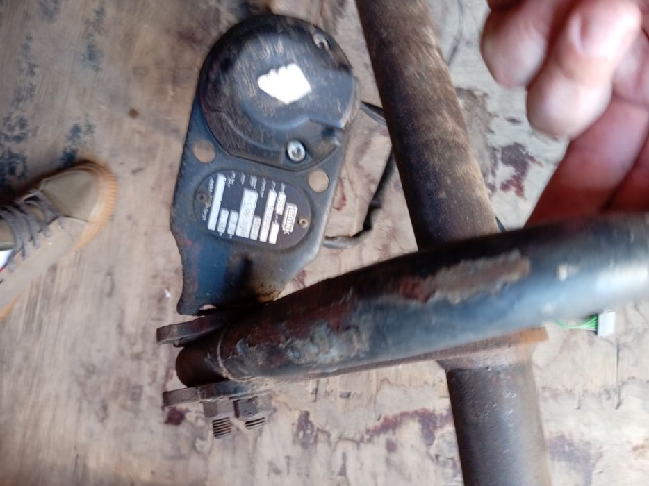 Vând cârlig  remorcare  diverse masini