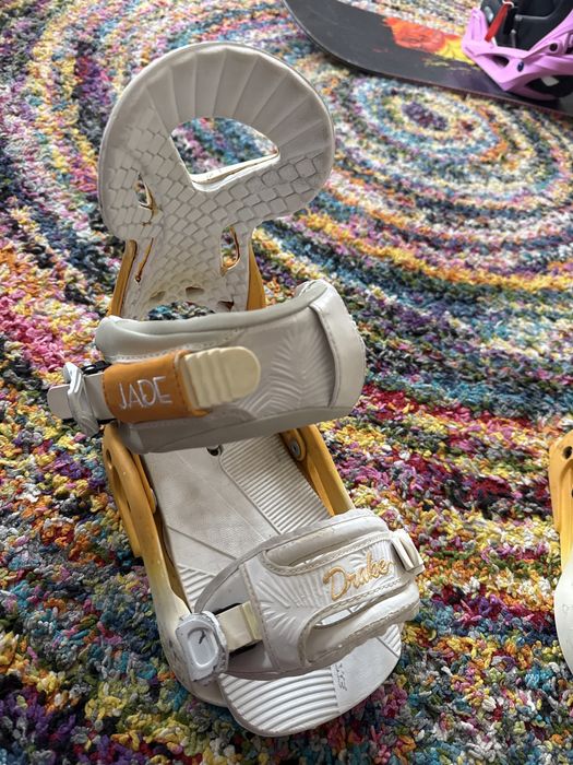 Дамски сноуборд автомати и обувки