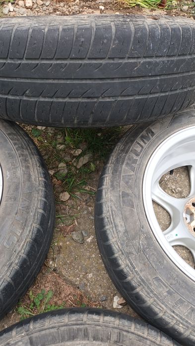 Vând jante aluminiu Logan