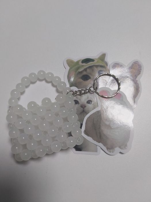 Продам мини сумочки из бусин брелок