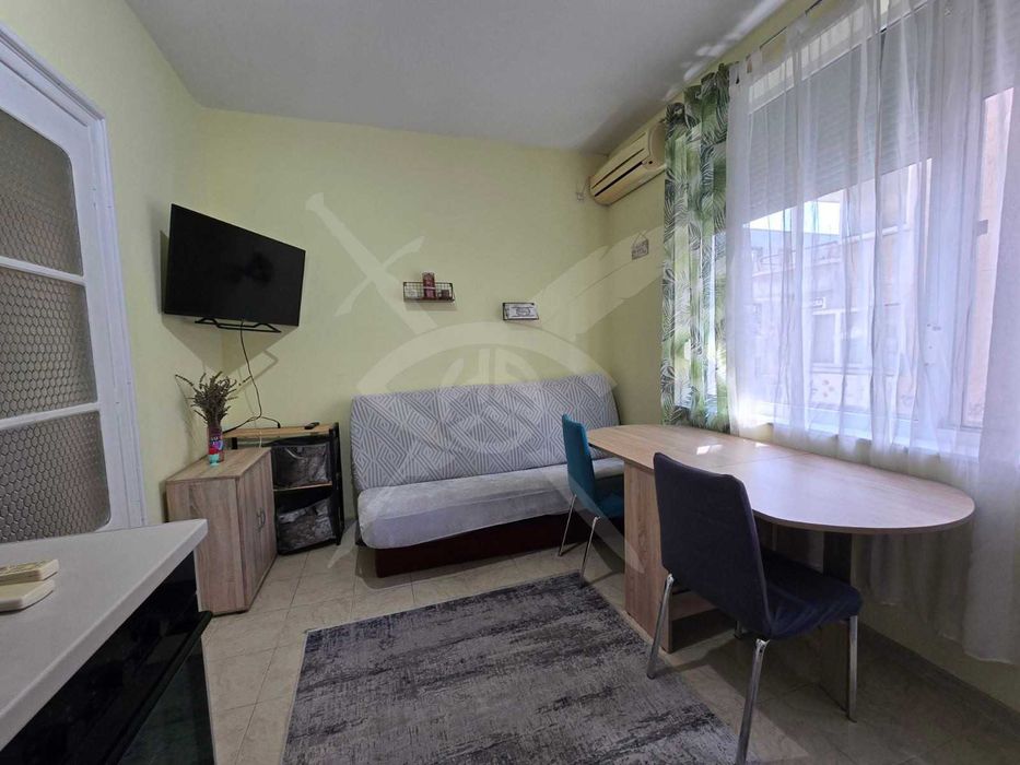 Дава се под наем Тристаен апартамент в Бургас, Център - 60 кв.м за 698.19 € - Снимка #7