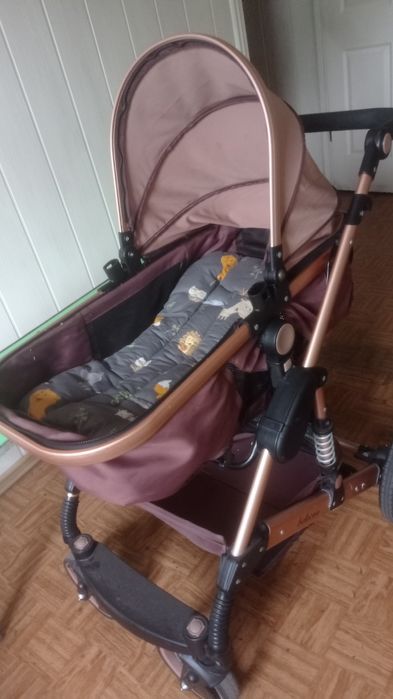 Продам коляску в хорошем состоянии