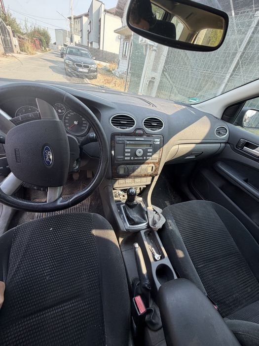Vand ford focus 1.6 benzina