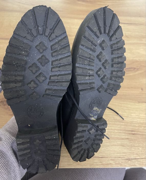 Дамски кожени обувки