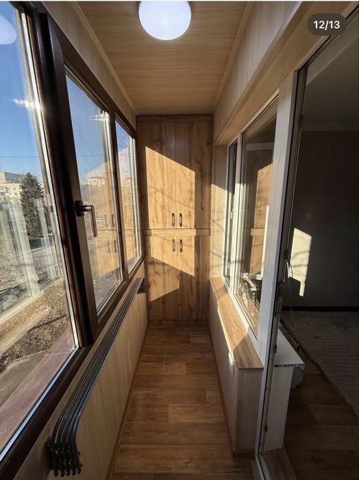 Ремонт балкон. Общивка. Окно. Шкаф