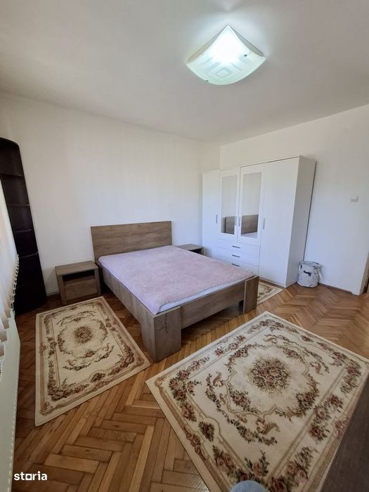 Apartament 2 camere+ bucătărie- Cartier Gruia strada Vânătorului
