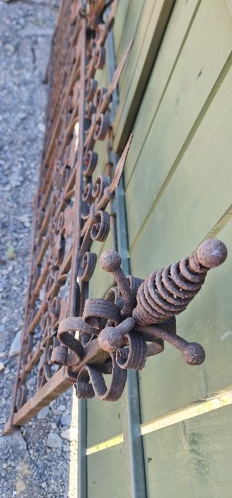 Gard fier forjat din anul 1800. 8m