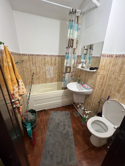 Inchiriez garsoniera