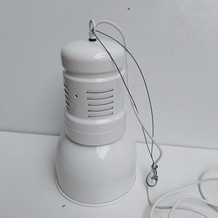 НАЙ ДОБРАТА ОФЕРТА Индустриална халогенна лампа прожектор