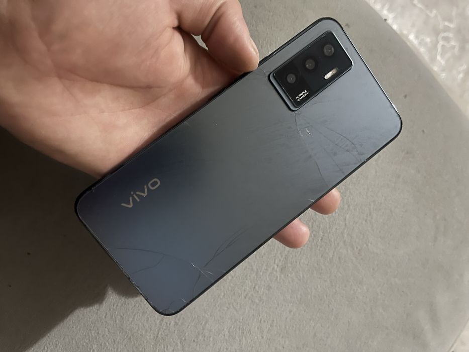 Продам Vivo V23е