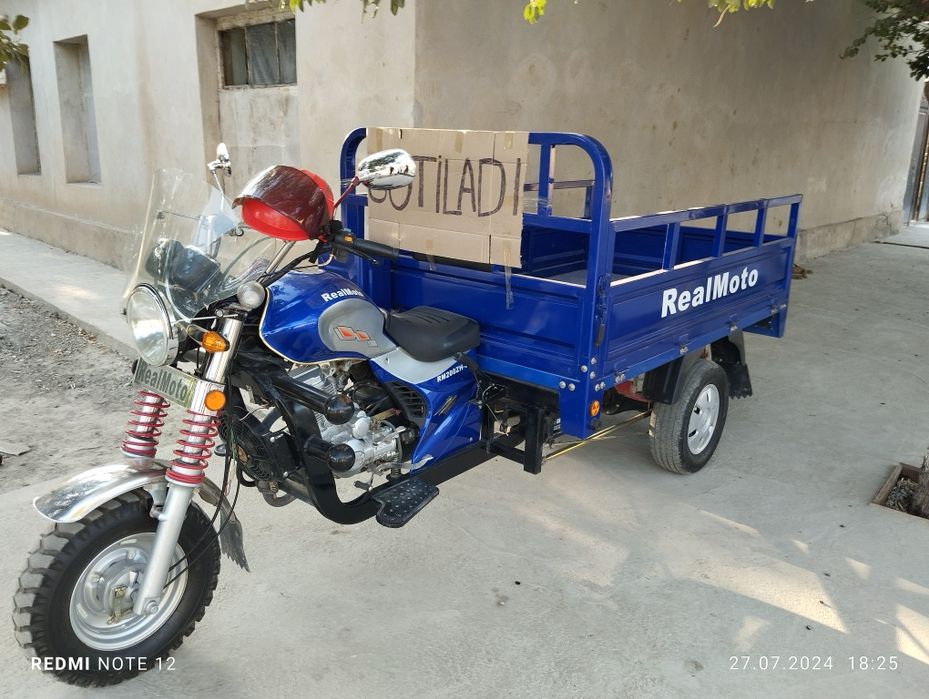 Srochna RealMoto sotiladi