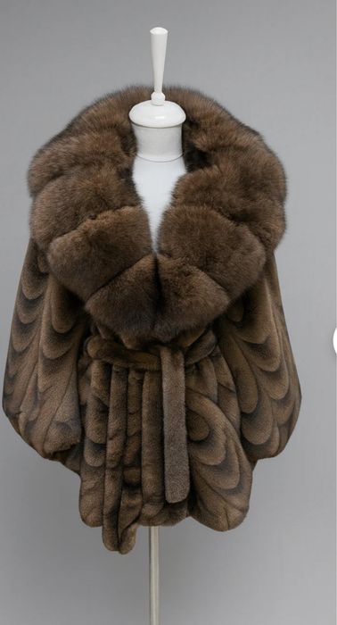 Alcantara blana naturala vulpe tip poncho fluture